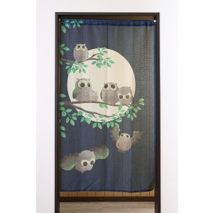 画像2: ★のれん 32012「ふくろう一家」 巾85×高さ150cm【在庫品】 ノレン 暖簾 フクロウ 梟 満月 柄プリント メール便可(1枚まで)