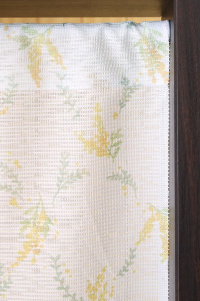 画像3: ★のれん 32015「ミモザ」 巾85×高さ150cm【在庫品】 ノレン 暖簾 花柄 みもざ 柄プリント 黄色 イエロー メール便可(1枚まで) (3)